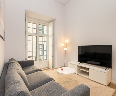 Brand New 2 Bedroom apartment Chiado