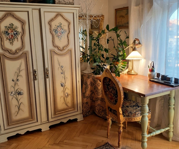Home office with plants