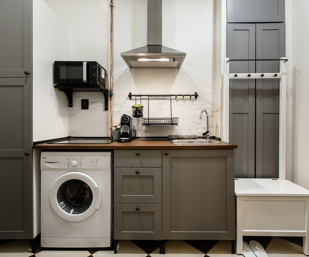 Design Studio with Brand New Walk-in Shower & AC