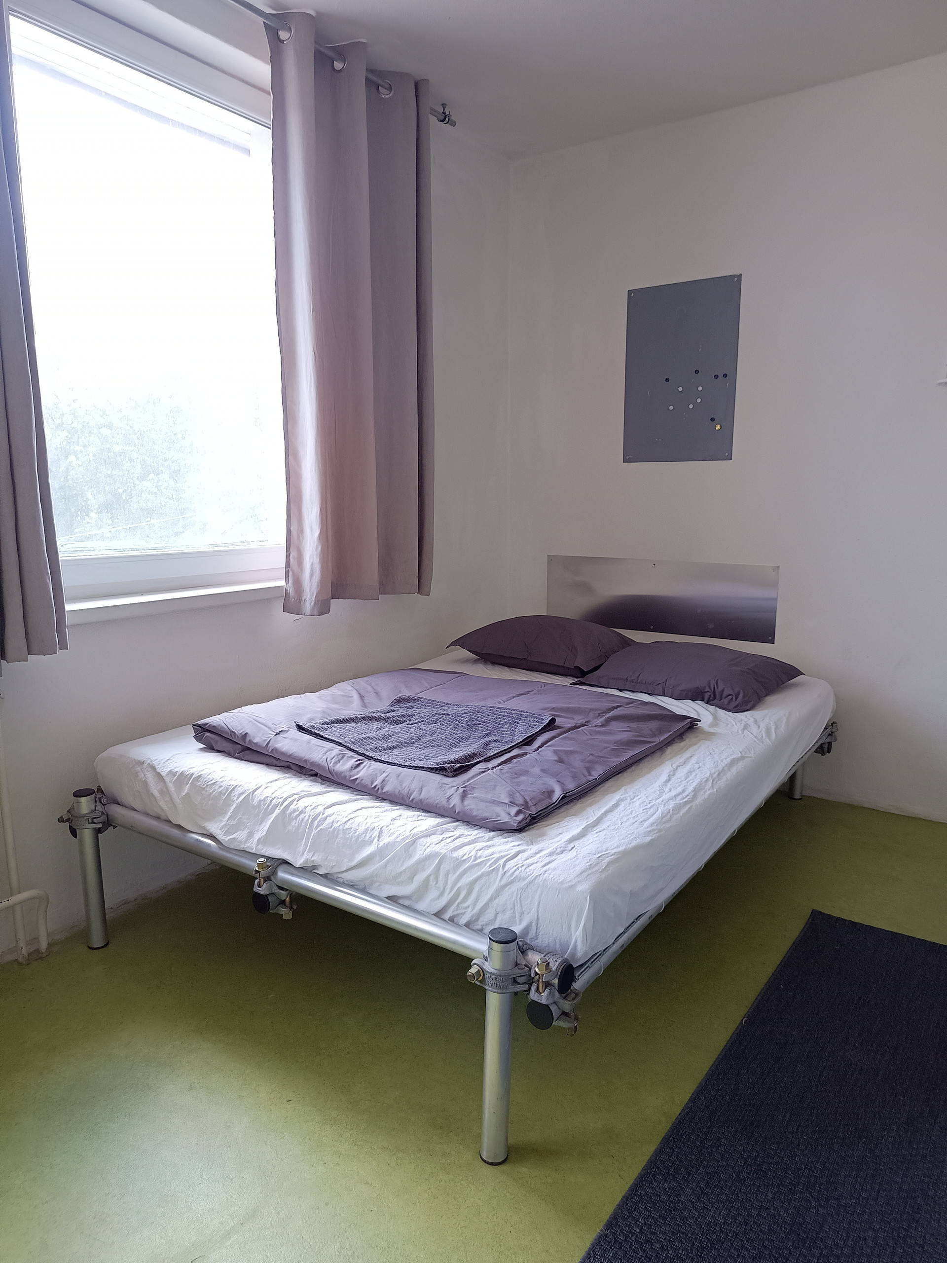 room / pokoj