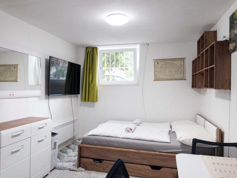Steve's Little Flat preview