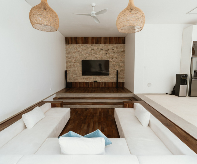 Luxury Ocean Front Private Pool  5 BDR Nalas Villa