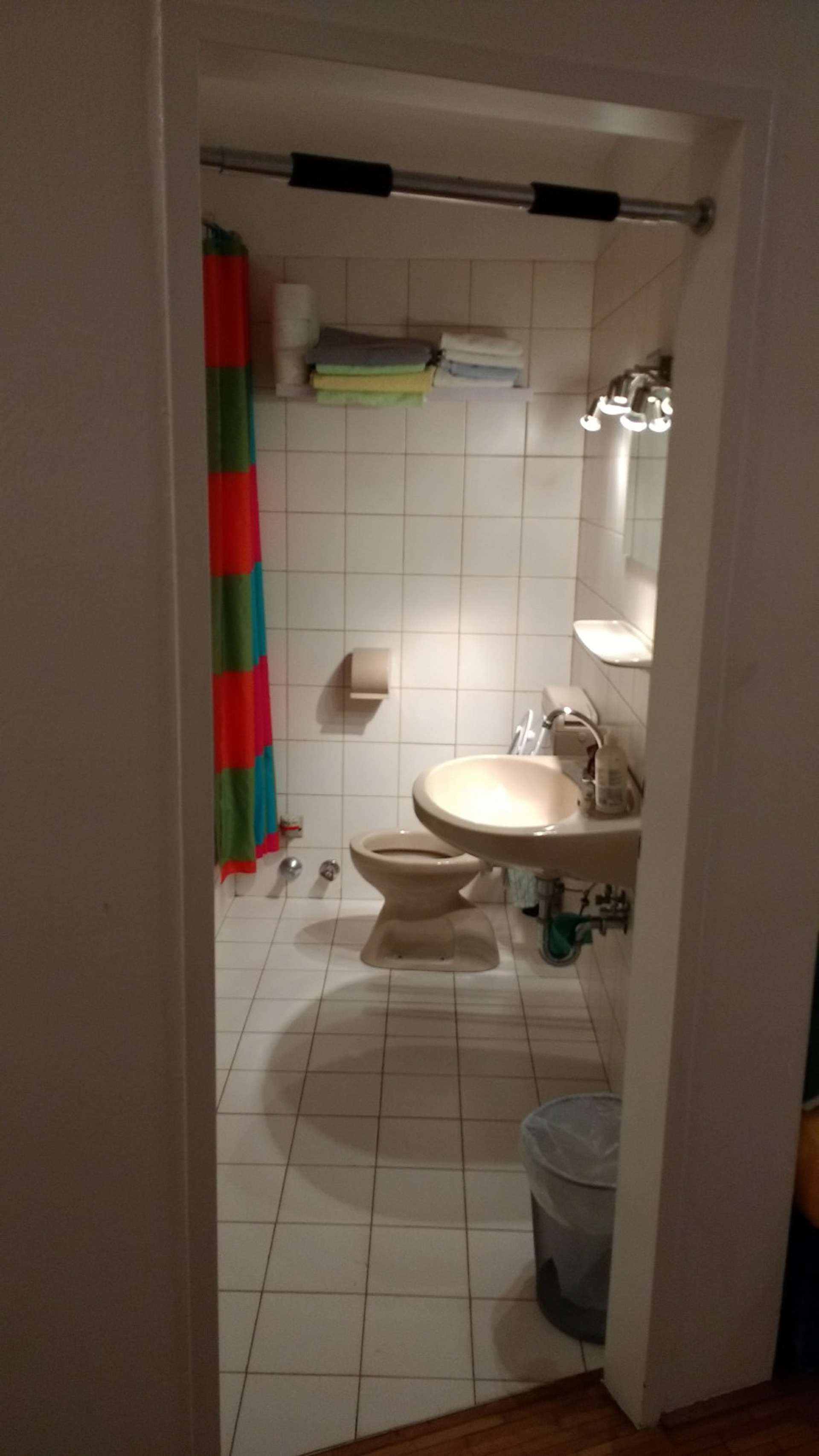 Wash & Toilet