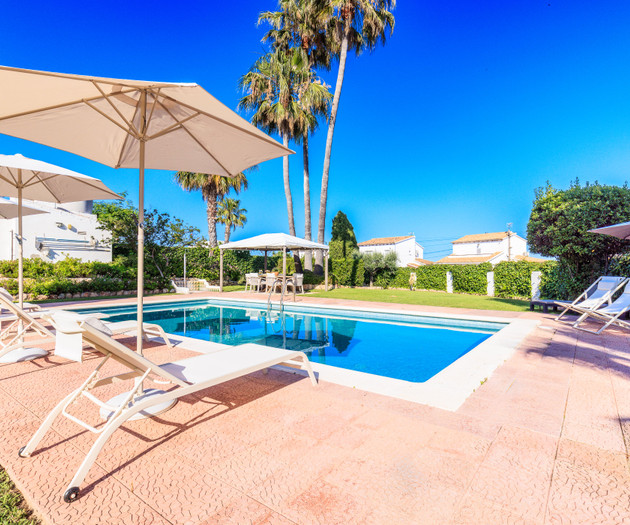 Villa Carmen near Sitges - Pool, A/C,EV&Sea Views