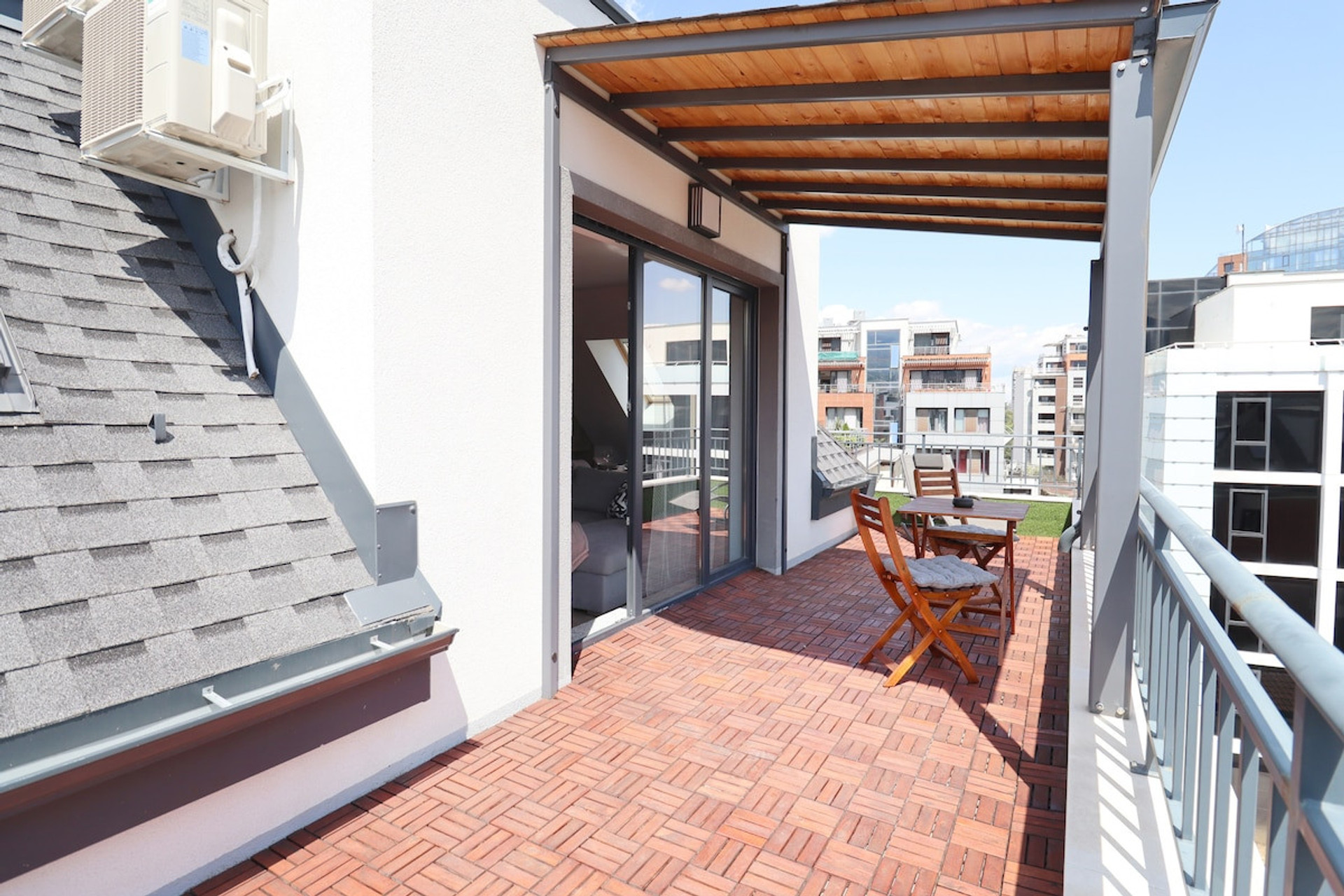 Rooftop image 3