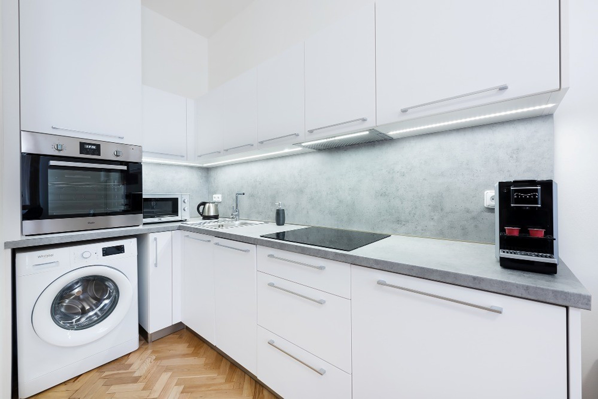 Apartment 45