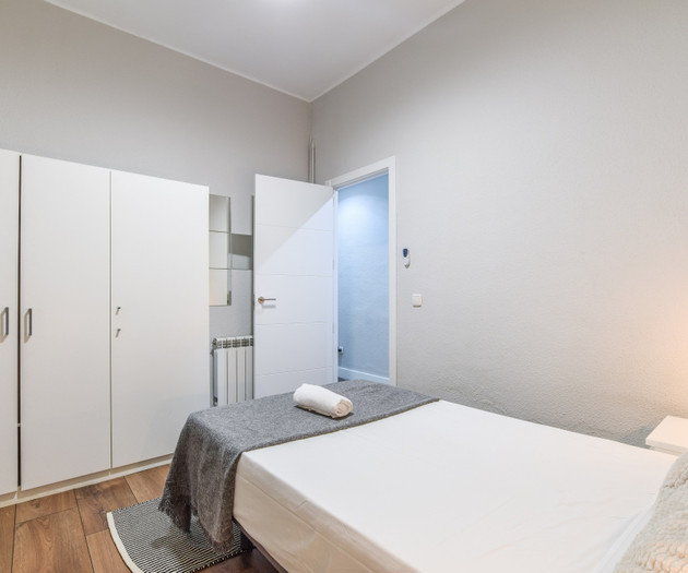 Retiro VII - Amplio apartamento en Retiro