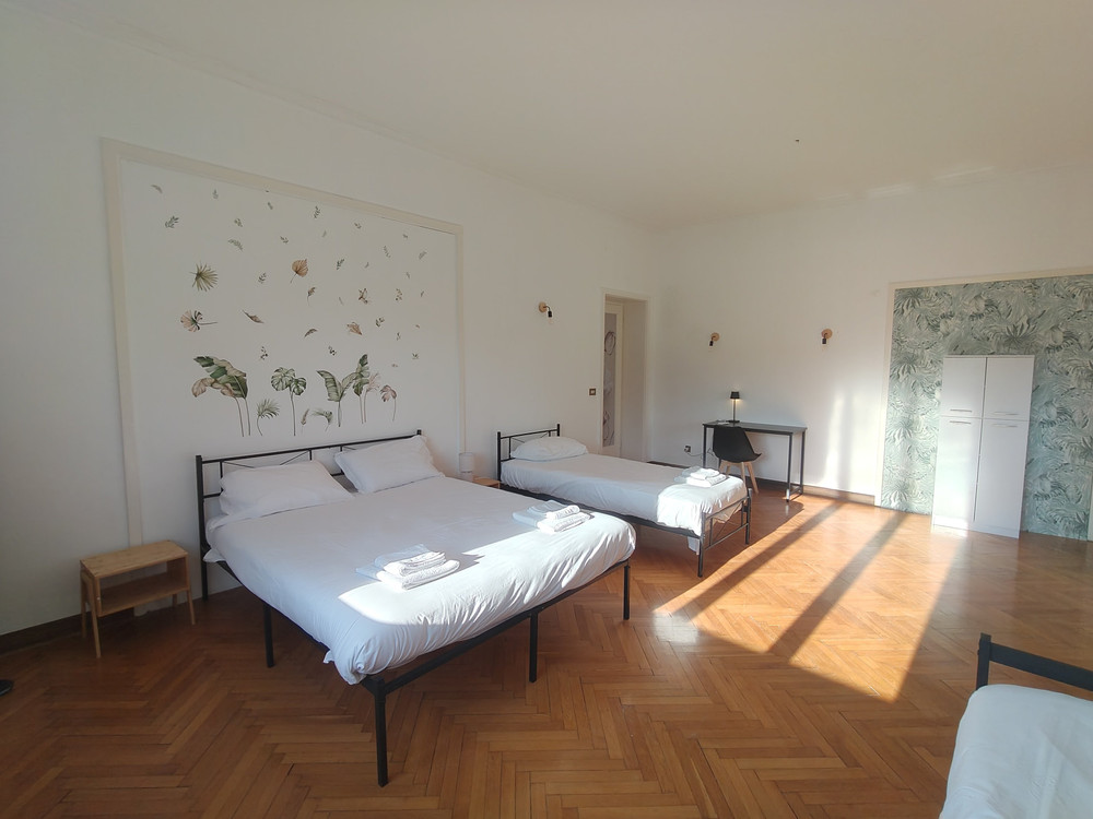 QUADRUPLE ROOM – VIA MURAT No. 2 preview