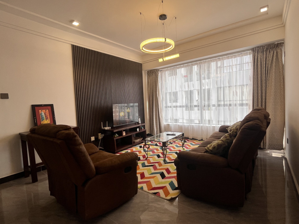 Modern 2BR: Pool, Gym & 15th Floor Views preview
