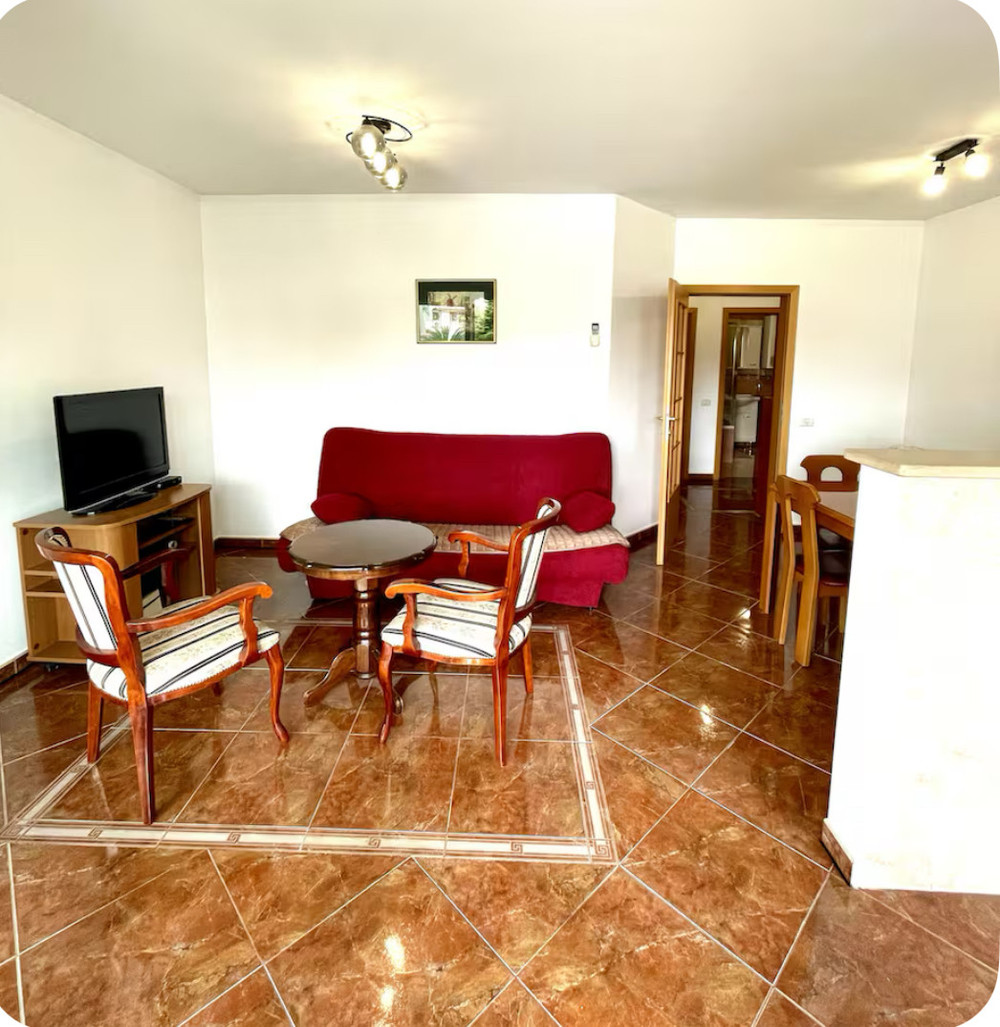 Spacious 3-room apartment preview