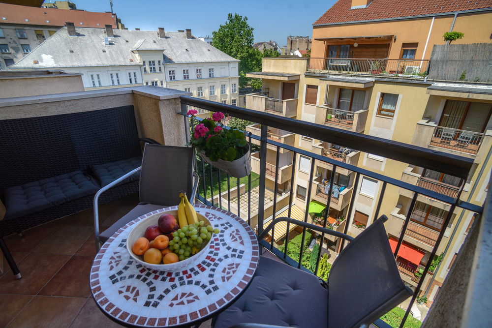 Tuscany Garden Budapest with BALCONY and PARKING preview