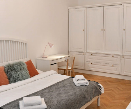 Classic one-bedroom apartment in Mala Strana