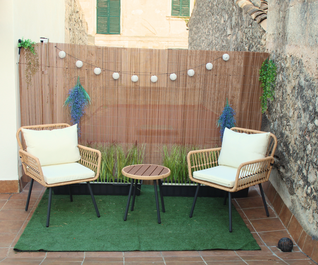 Casa acogedora con amplia terraza y Jacuzzi.