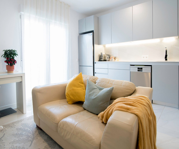 SleekLofts Romantic Studio for 2 with Kitchen
