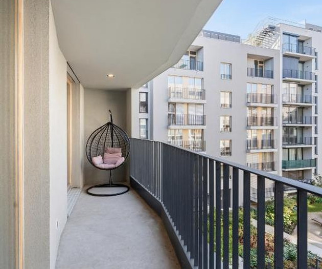 Titan Luxury Terrace | Balcony & Modern Prague