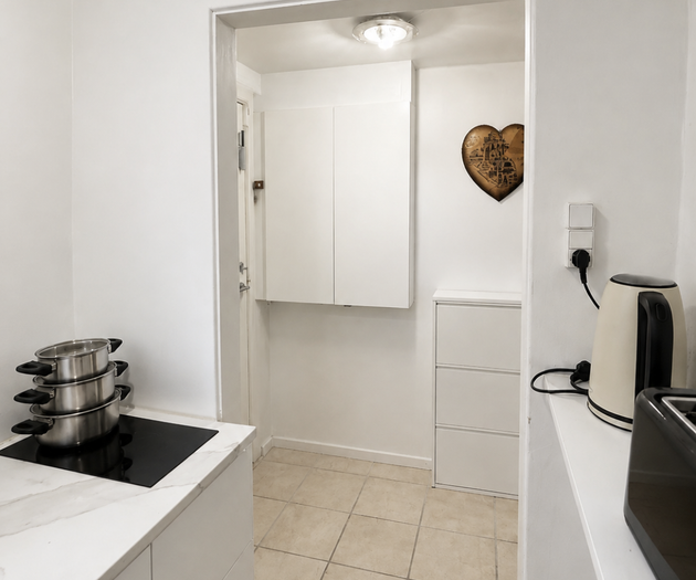Spacious 92 m² 3-Room Apartment in Copenhagen