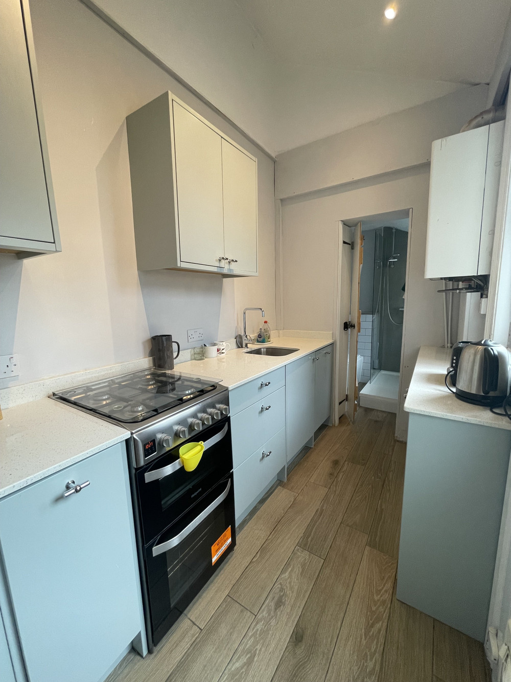 York terrace house in central buzzy area preview