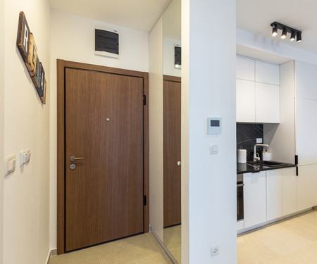 Walnut apartment in Tre Group Complex