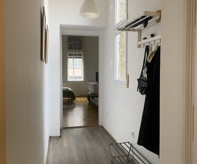 Bright and Spacious Apartment