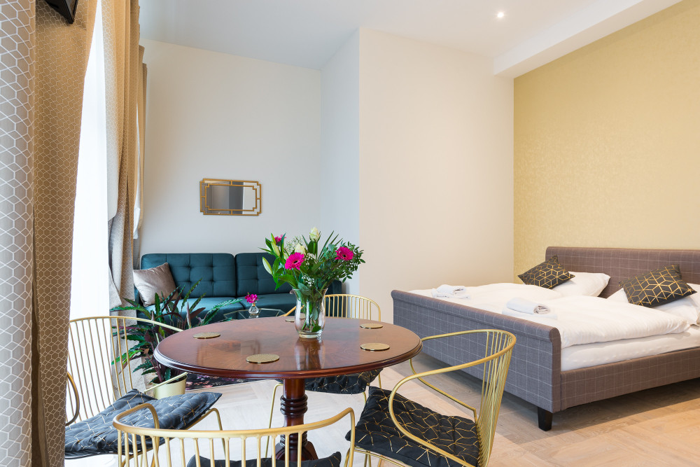 Modern flat with balcon right in the city centre! preview