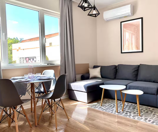 Top Centre Zara Apartment for 6 Guests