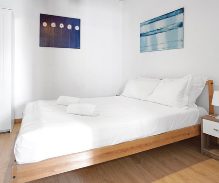 Group-Friendly Apt in the Heart of Bairro Alto