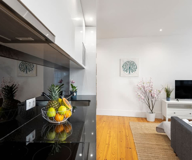 Modern & Trendy Flat by HostWise