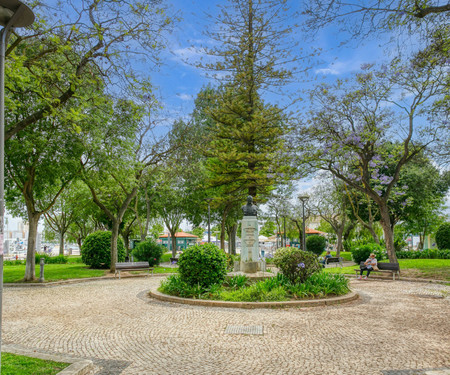 Distinctive Charm Near the Riverfront