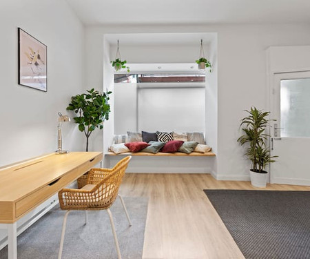 Cozy 4-room apartment in Mitte Sprengelkiez