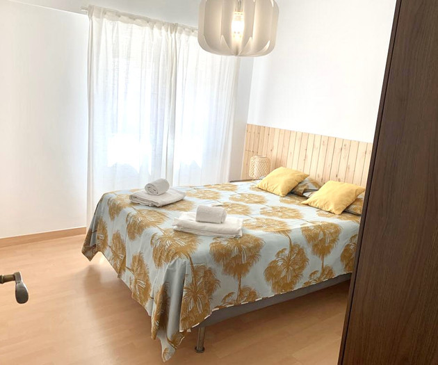 Cozy 1-Bedroom Apartment in Estoril
