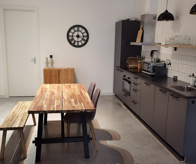 Contemporary Stylish 2BDR Apartment LK