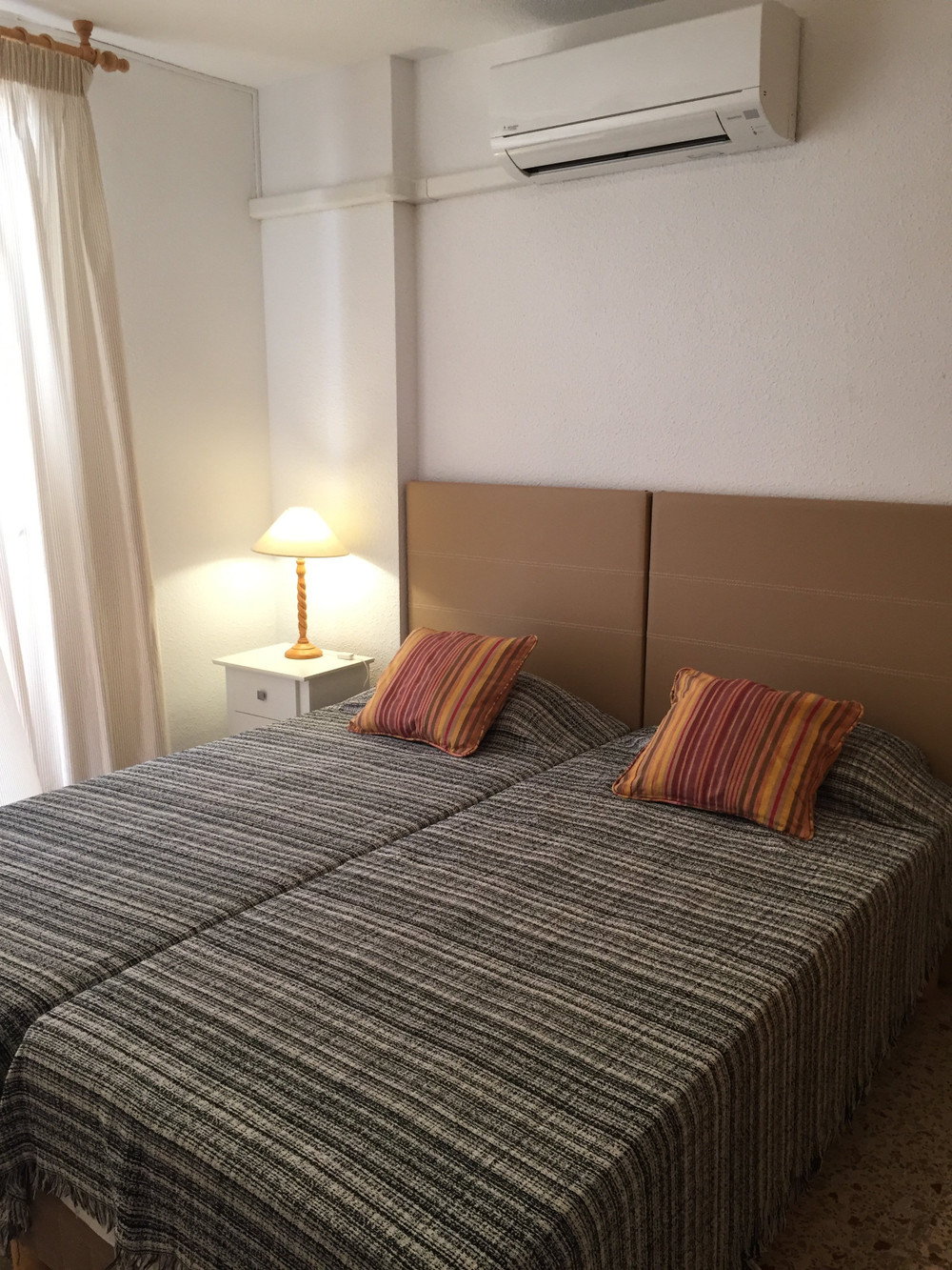 Apartment with sea view, 50m from Roqueta beach preview