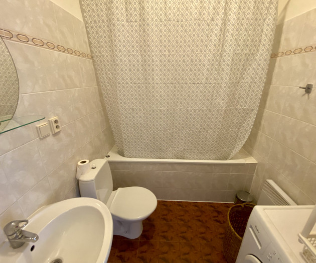 TOP location/ metro/ nature/ suitable for students