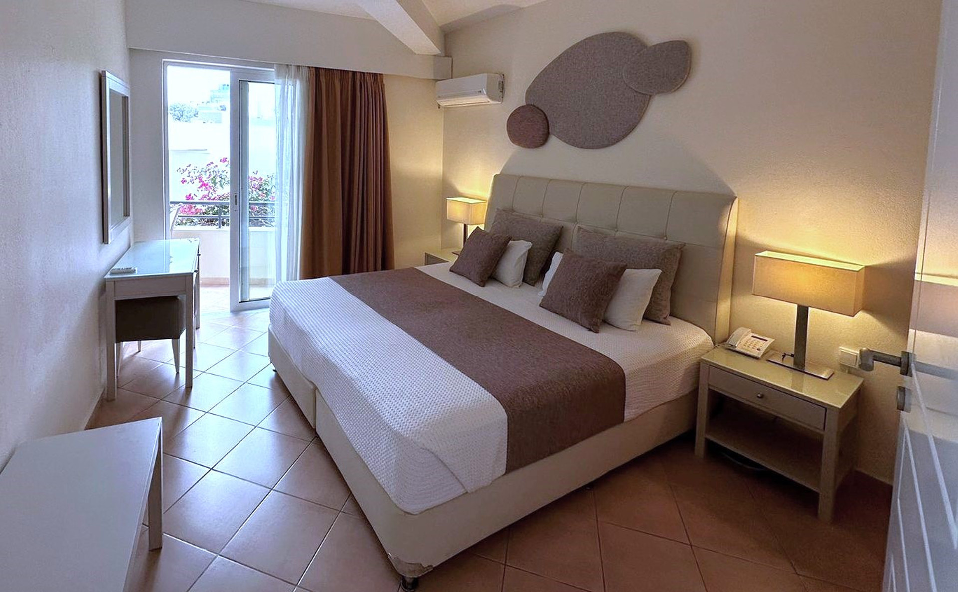 Superior Suite Room
