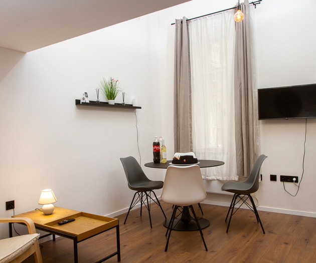 Hero Square Condo
