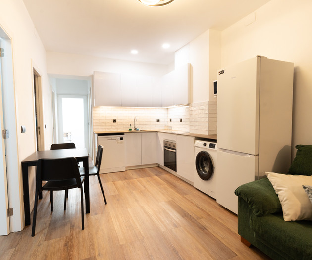 2-bedroom apartment for rent, bills included