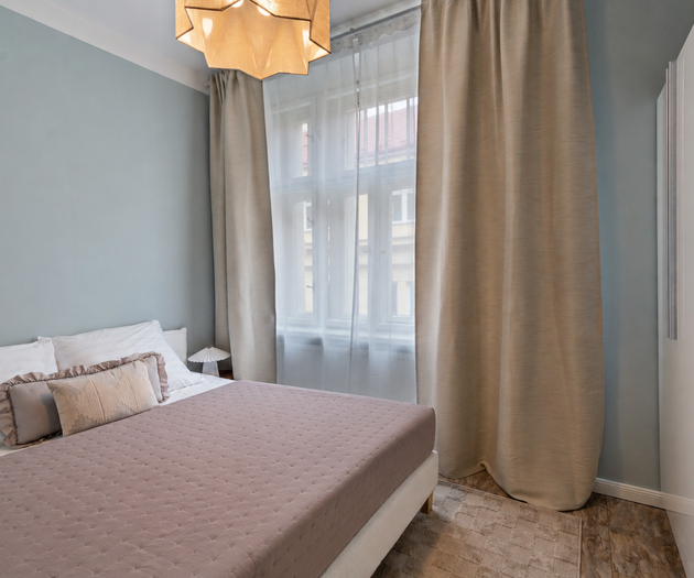 Modern Downtown 2BR Apartment Steps from Wenceslas