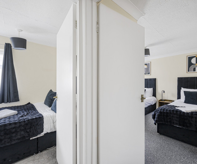 The Ipswich Snug Spacious 3BR Retreat FREE Parking