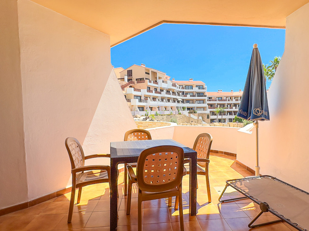 Albatros sunny flat with heated pool preview