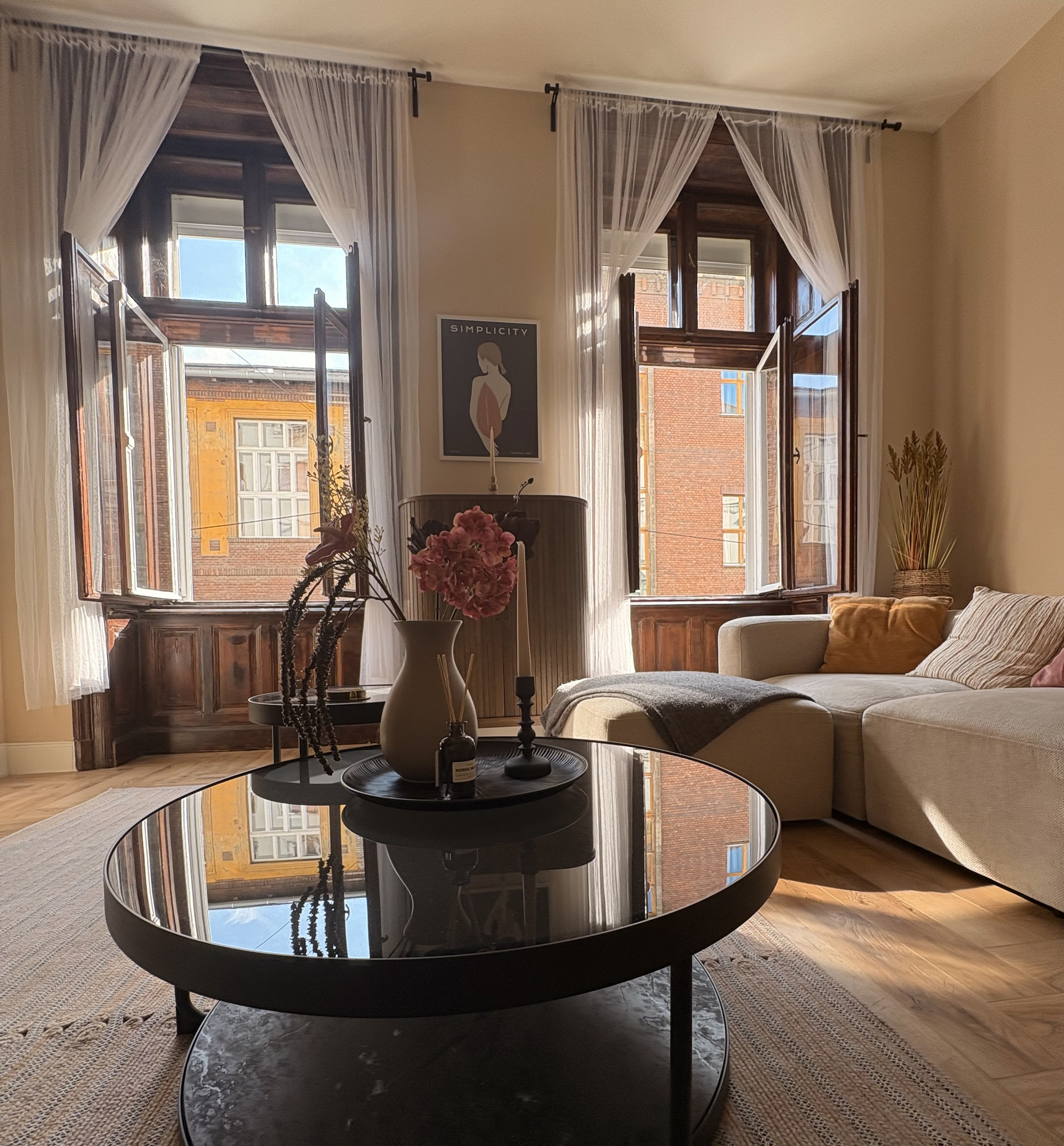Lounge 1