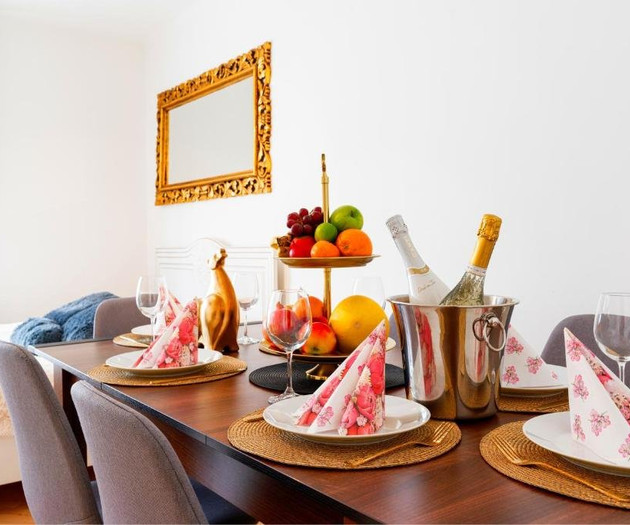 Brilliant Deluxe Suite | Central Prague 3BR