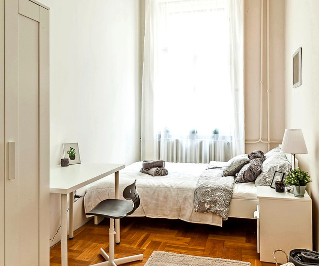Cosy & Bright Room | Kazinczy Street