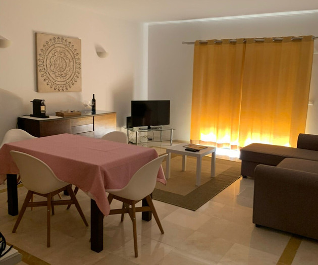 Luxury Apartment, with pool and beach