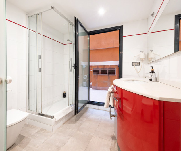 Fully Equipped Central Barcelona Studio