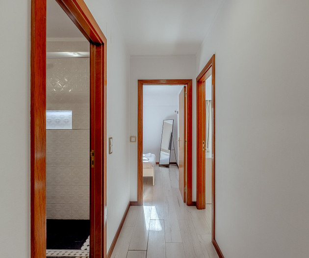 Spacious 3 bedroom apartment in Lisbon