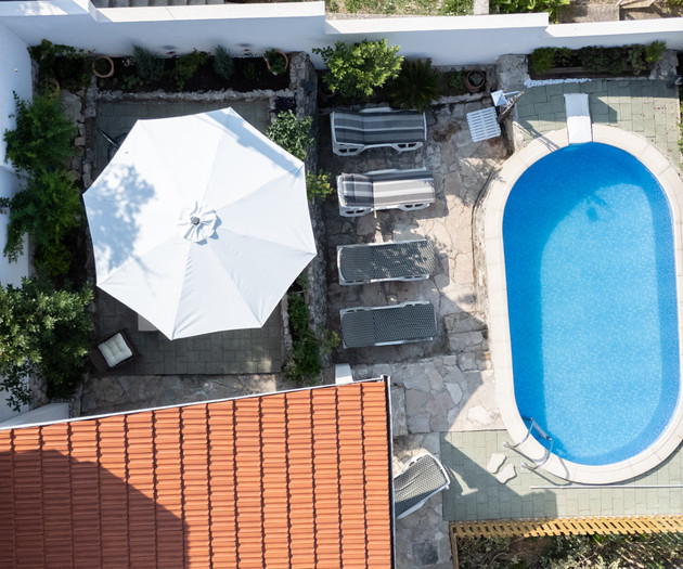 villa,home or just quiet privacy. its on you!