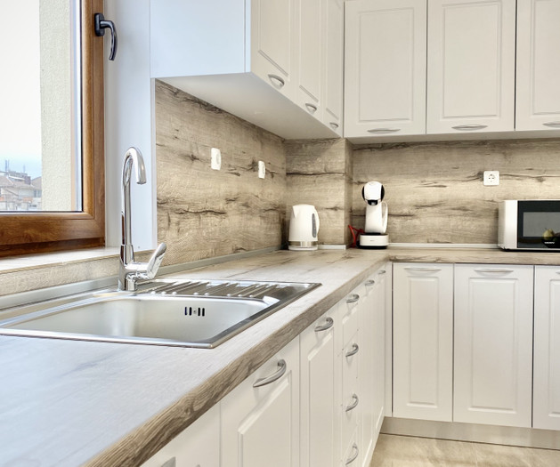 Spacious & Cozy 2 BDR Apartment with Fast Wi-fi