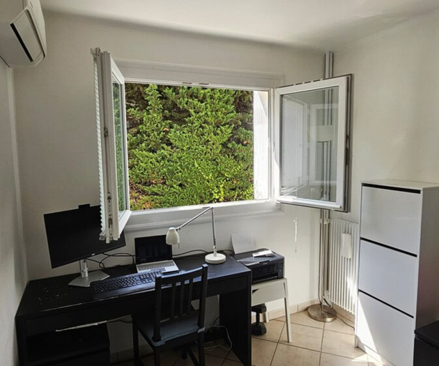 Your comfy stay in Juan-les-Pins – beach & parking