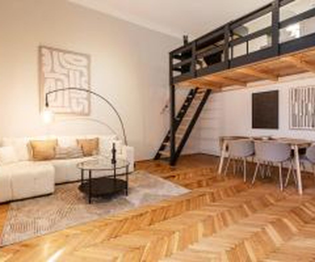 3BR Loft Apartment Heart of Bp Sleeps 8 PLUS