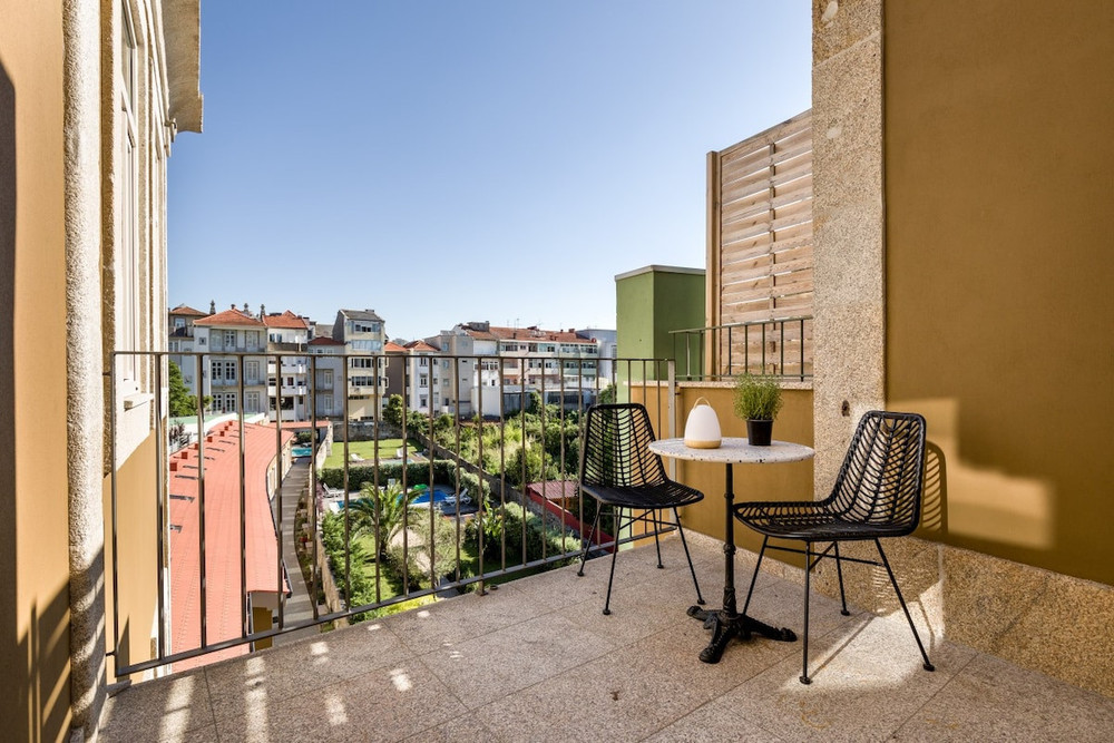Homey Central Flat w/ Balcony by PortoDreamStays preview
